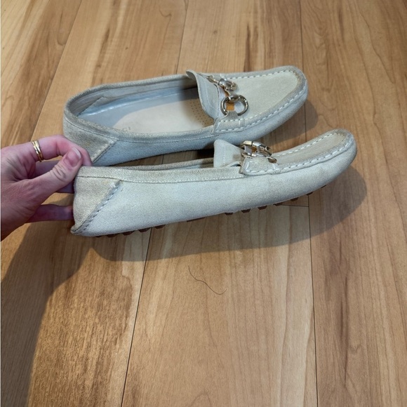 GUCCI Horsebit Buckle Womens Driving Moccasin Beige Ivory Suede - Picture 8 of 14